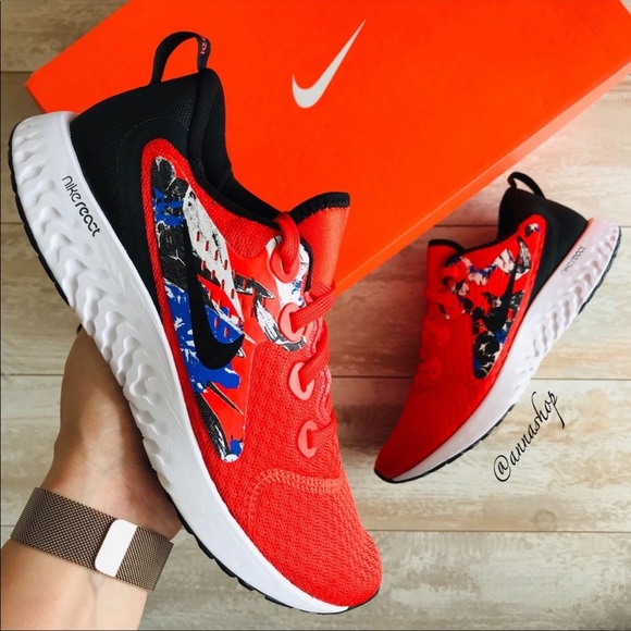 Nike Shoes - NWT Nike Legend React Rare